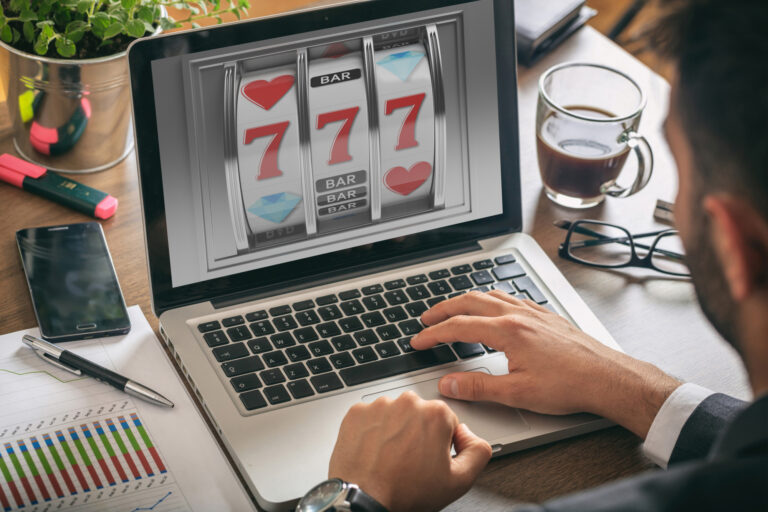 How Casino Graphics Enhance Your Gaming Experience